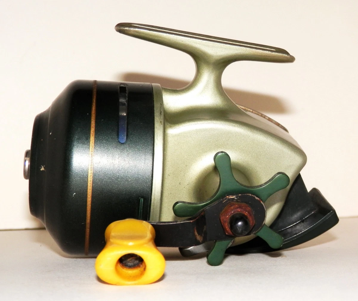 Shakespeare Spincast Reel Left Fishing Reels for sale | eBay