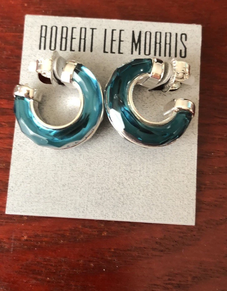 Pendientes de aro Robert Lee Morris tono plata gruesos en forma de C cristal azul nuevos con etiquetas Foto 4 de 4