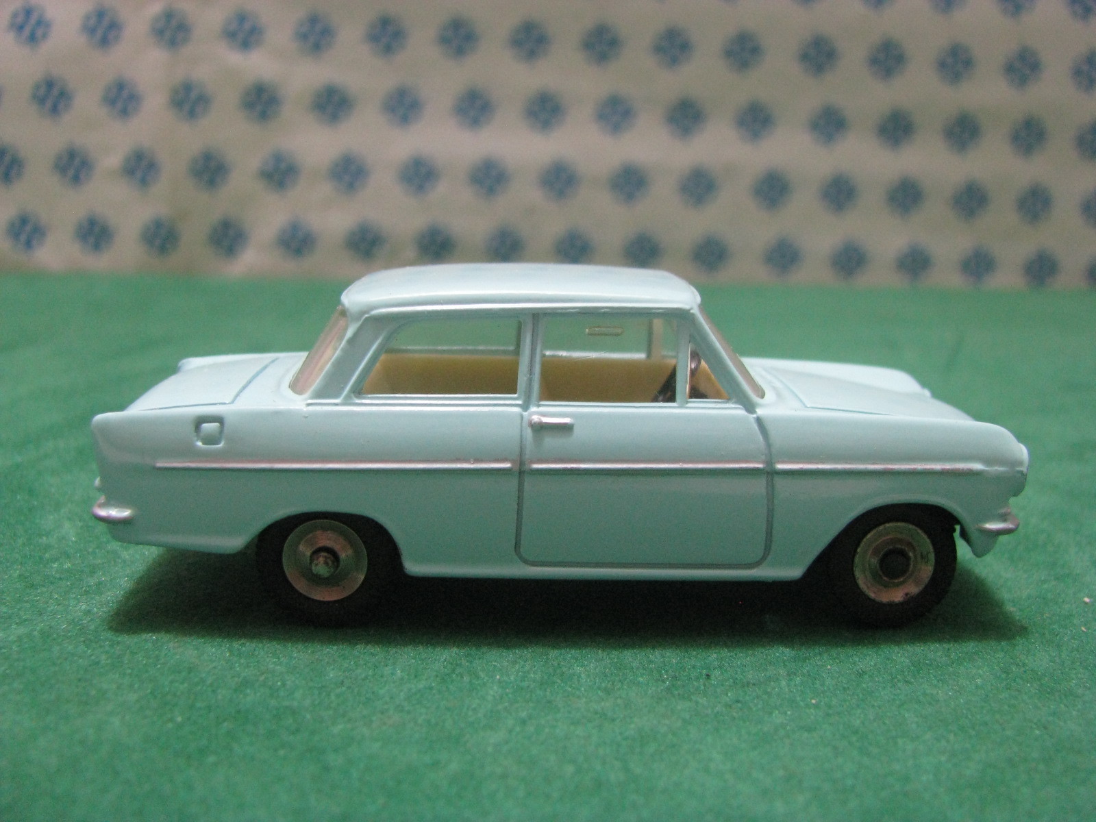 仏ディンキー 540 オペル・カデット　 OPEL KADETT ミニカー 仏ディンキー 540 オペル・カデット OPEL KADETT ミニカー Dinky