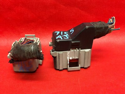 WIRING HARNESS PLUG CONNECTOR 98 CARAVAN TOWN COUNTRY ECU ECM MODULE 04727155AJ