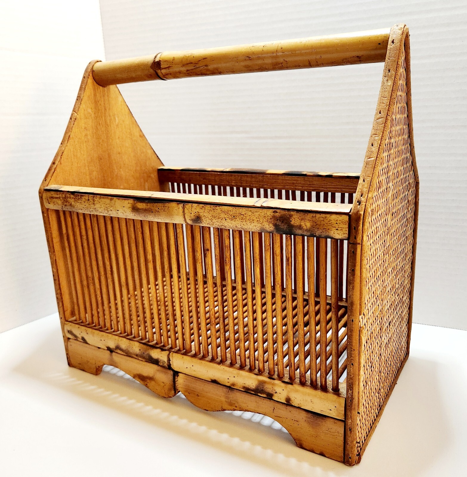 VTG Bamboo Rattan Magazine Floor Rack Holder MCM Record Stand Basket Boho 14x14