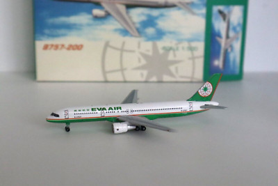 Netmodels (wie Herpa) Eva Air Boeing 757-200 B-27021 1:500