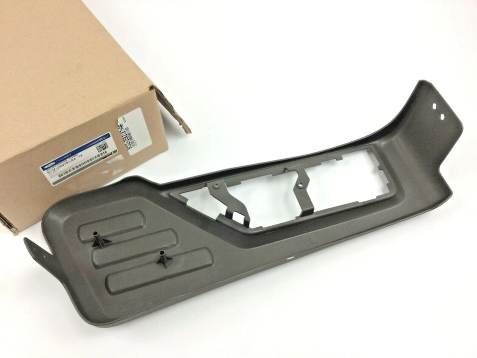 Оригинальная передняя крышка сиденья со стороны водителя левая для Ford серии F-Super Duty 2008-2009 годов выпуска - Изображение 4 из 4