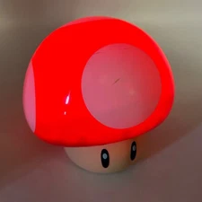 Nintendo Super Mario Toad Mushroom 5" Night Light With Sound Push Red 