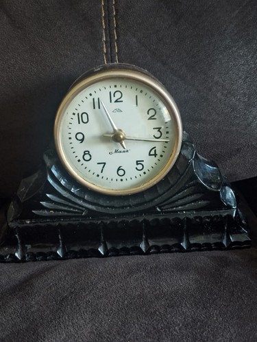 Reloj de escritorio mecánico vintage soviético de cristal negro 7 días MAJAK URSS AÑOS 60 funciona - Imagen 8 de 8