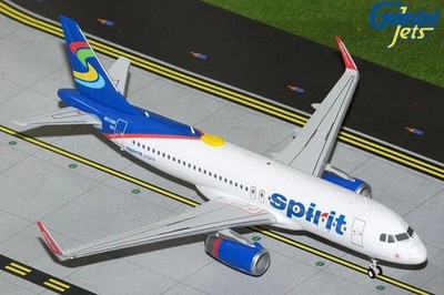 Spirit Airlines A320-200 N633NK Blau Weiß Skittles 1:200 Gemini Jets Modell