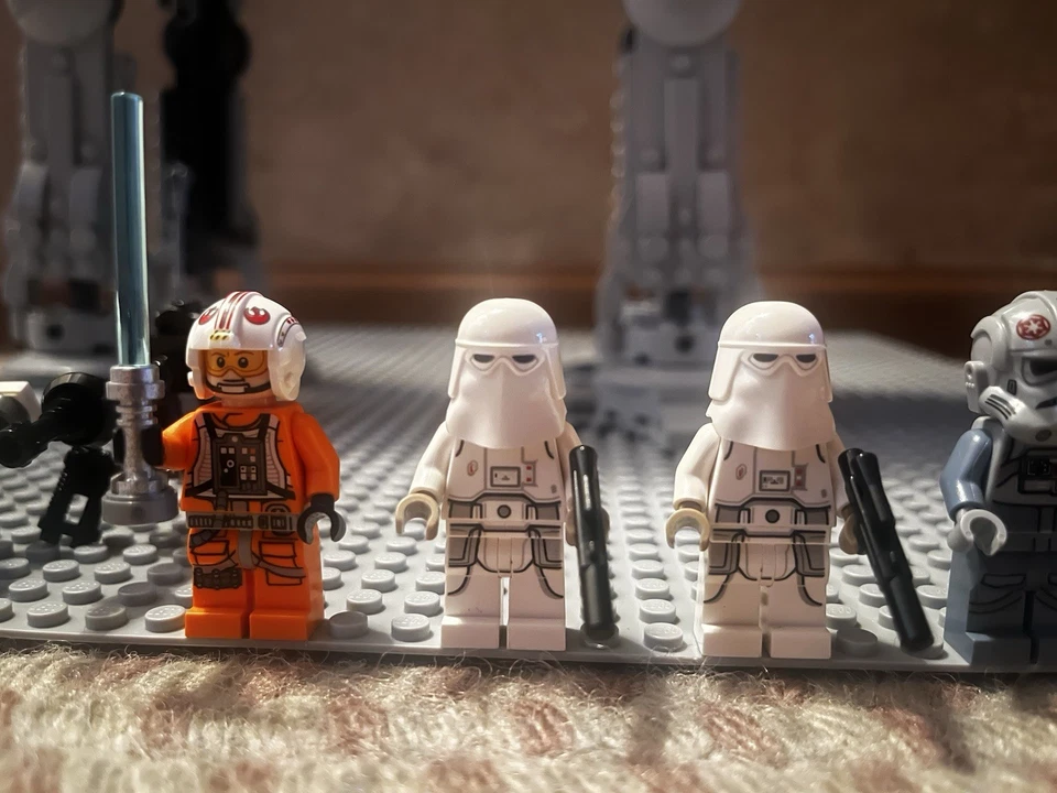 LEGO Star Wars 75288 AT-AT Walker Empire Strikes Back Foto 3 de 4