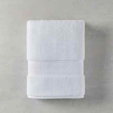 Premium Bath Towel 27 x 54 in 100 Ring-Spun Cotton Towels for Hotel