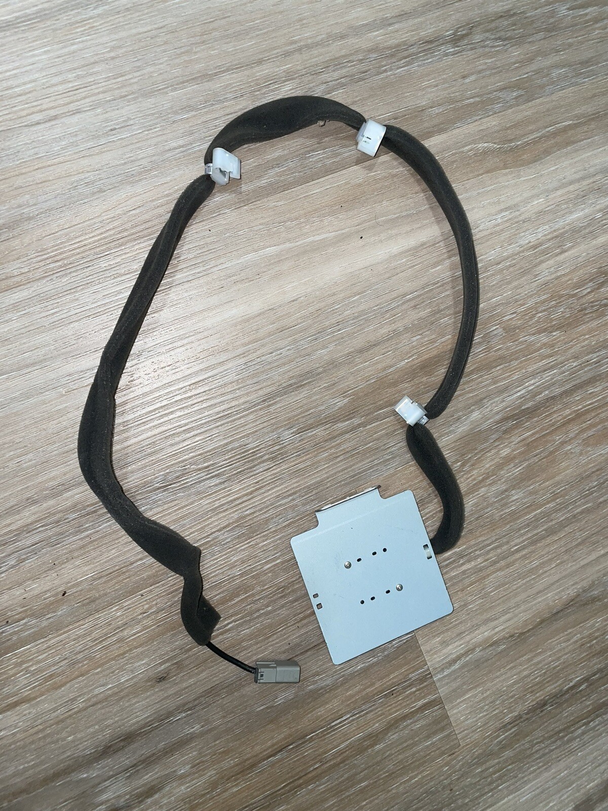 Picture 1 of 2