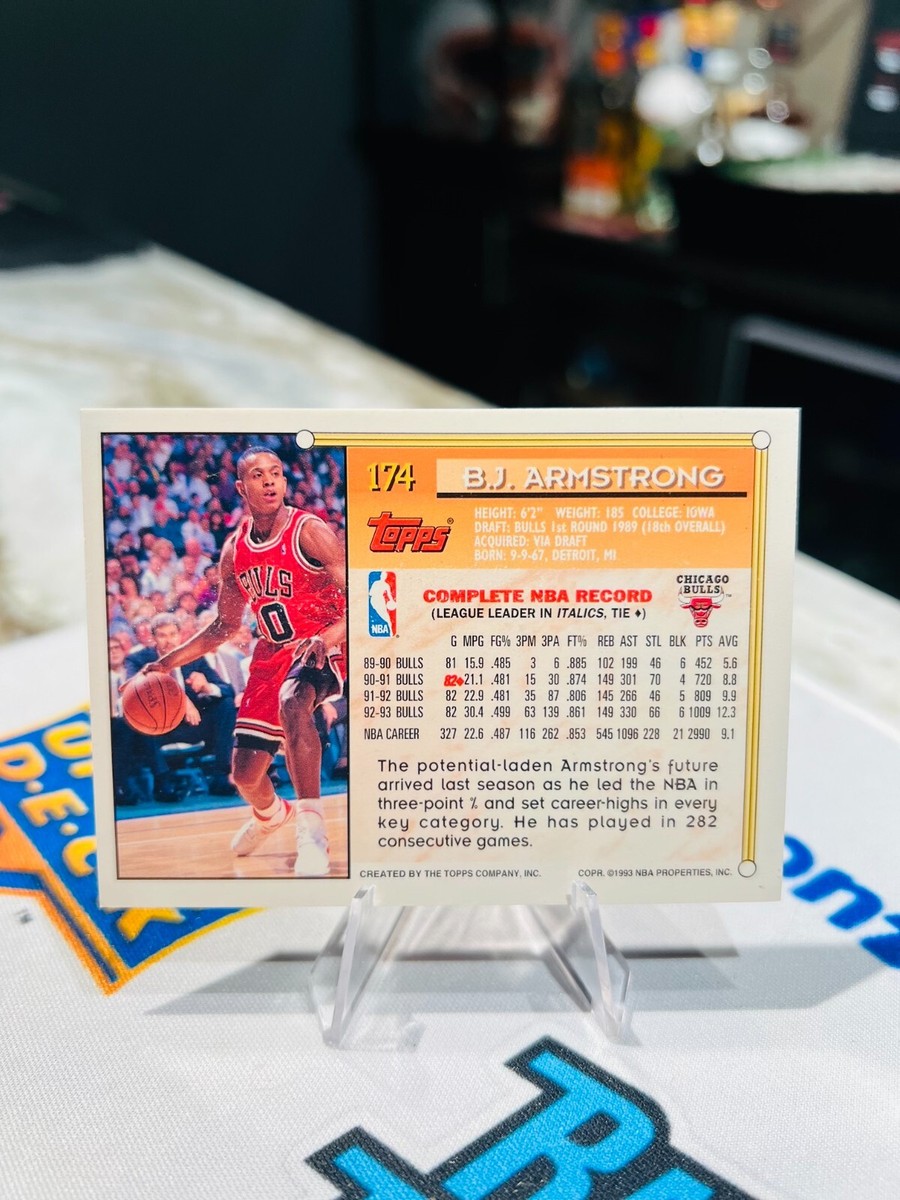 1993-94 Topps - Gold #174 BJ ARMSTRONG SIGNED ON CARD AUTO CHICAGO