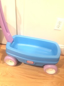 little tikes blue wagon