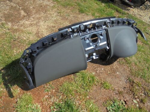 VXR8 Holden HSV Commodore VE Pontiac G8 Dashboard Frame with Airbag - Picture 1 of 9