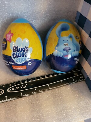 NICKELDOEON BLIES CLUES  2 PLASTIC EGG WITH MINI  FIGURINES BONUS STICKERS NEW