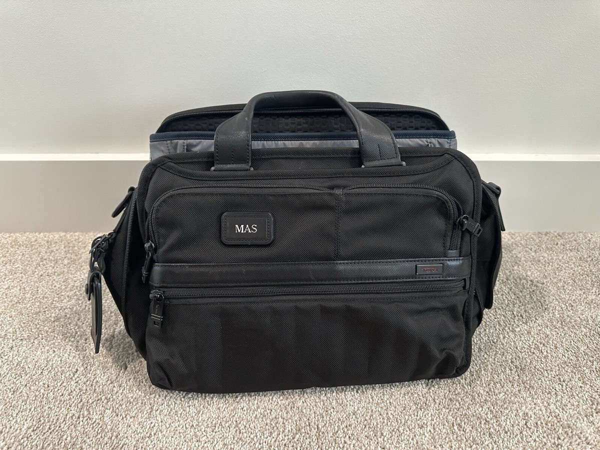 【正規品】TUMI ブラック ビジネスバッグ 26120D2 美品 TUMI Alpha Bravo Slim Briefcase Laptop Bag Ballistic Nylon 26120D2
