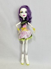 Monster High Doll Ghoul Sports Spectra Vondergeist Doll Mattel 2010