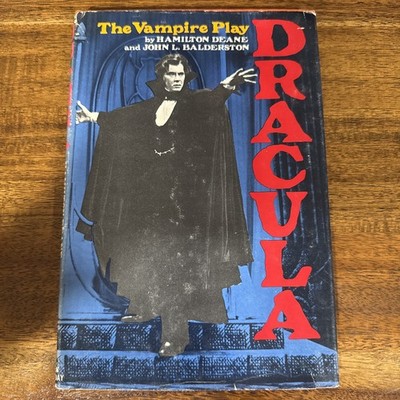 The Vampire Play Dracula By Hamilton Deans & John Balderston 1971 DJ HC
