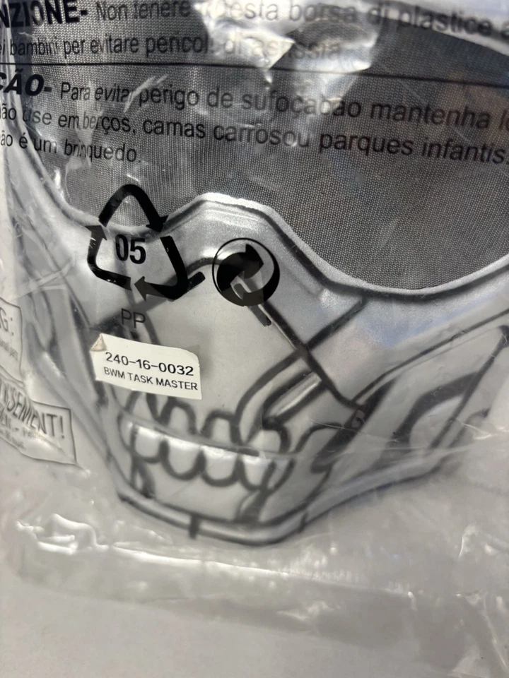 Juego de 2 Máscaras Black Widow Taskmaster Niño Juventud Gris Plástico Diseño Clásico Nuevo Foto 4 de 4