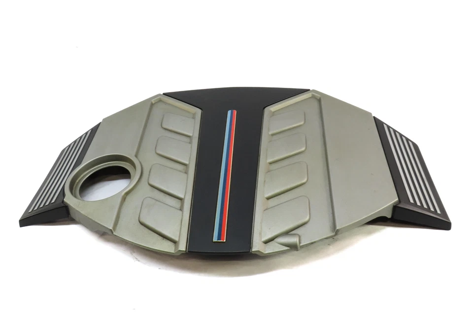 BMW X6M///M (E71) 2013 4,4 L TURBO S63 M CUBIERTA DEL MOTOR MOLDURA 13717589646 Foto 3 de 4