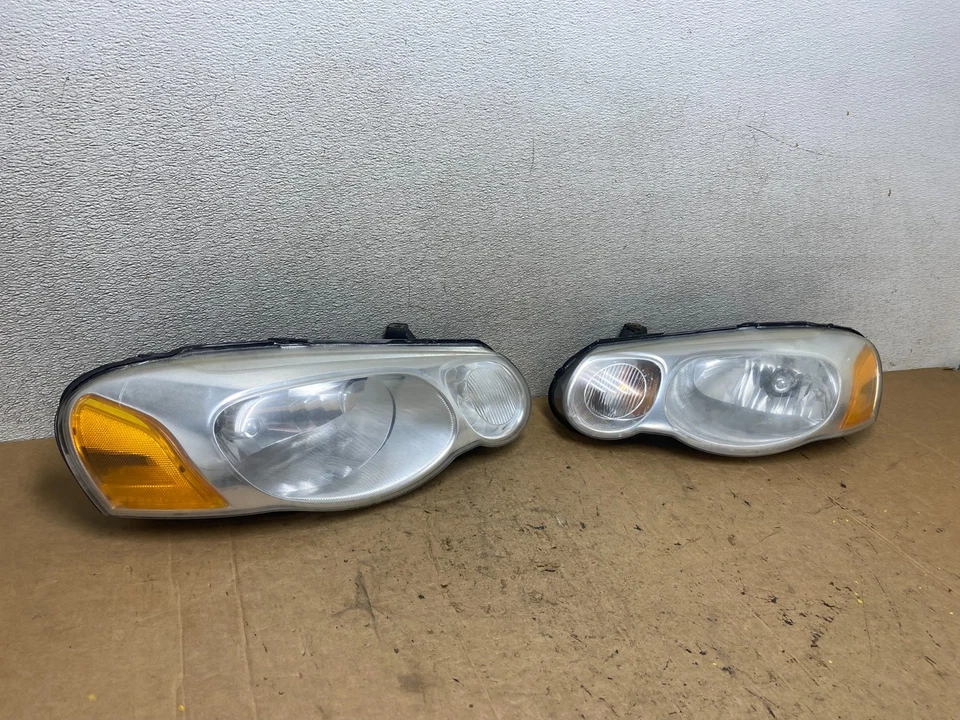 Faros laterales izquierdo+derecho Chrysler Sebring 2004 2005 2006 T5299 DW Foto 3 de 4