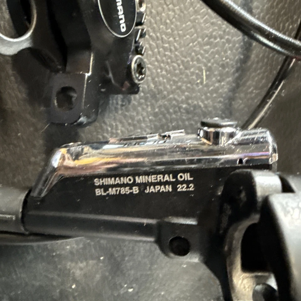 Shimano Deore XT BL-M785 Hydraulic Disc Brake Set Silver - Image 2 of 4