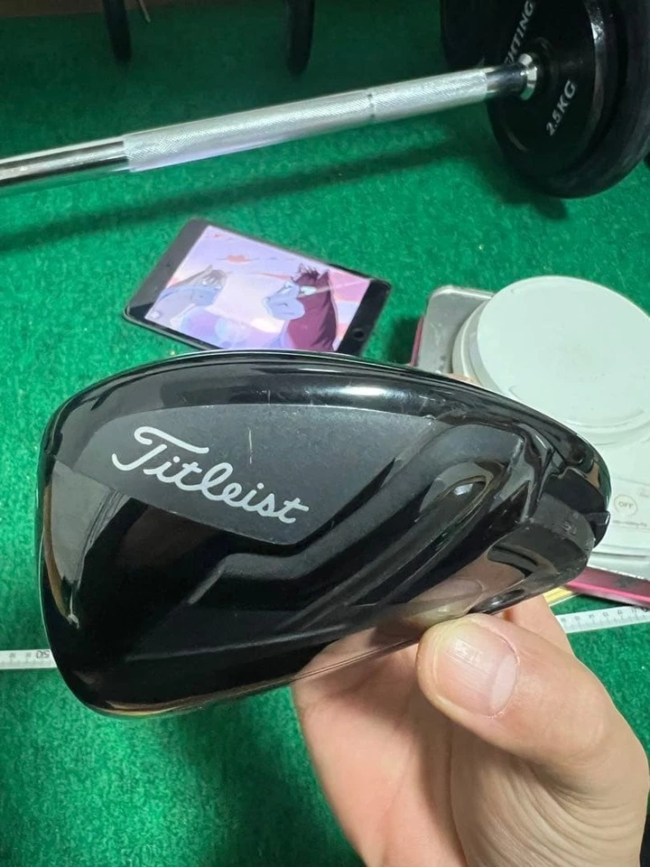 Titleist TSi3 10° Driver Head Only With Head Cover Left Handed - Image 4 of 4