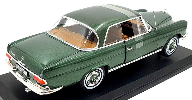 Литая модель Mercedes-Benz 250 SE Coupe 1969 года в масштабе 1:18 Norev 183764 — Met Green - Изображение 2 из 4