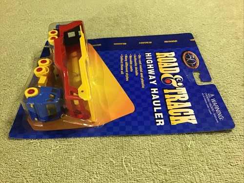 1997 Maisto Road & Track MERCEDES CAR TRANSPORT Tractor Trailer HO Scale 1/87 - Picture 5 of 8