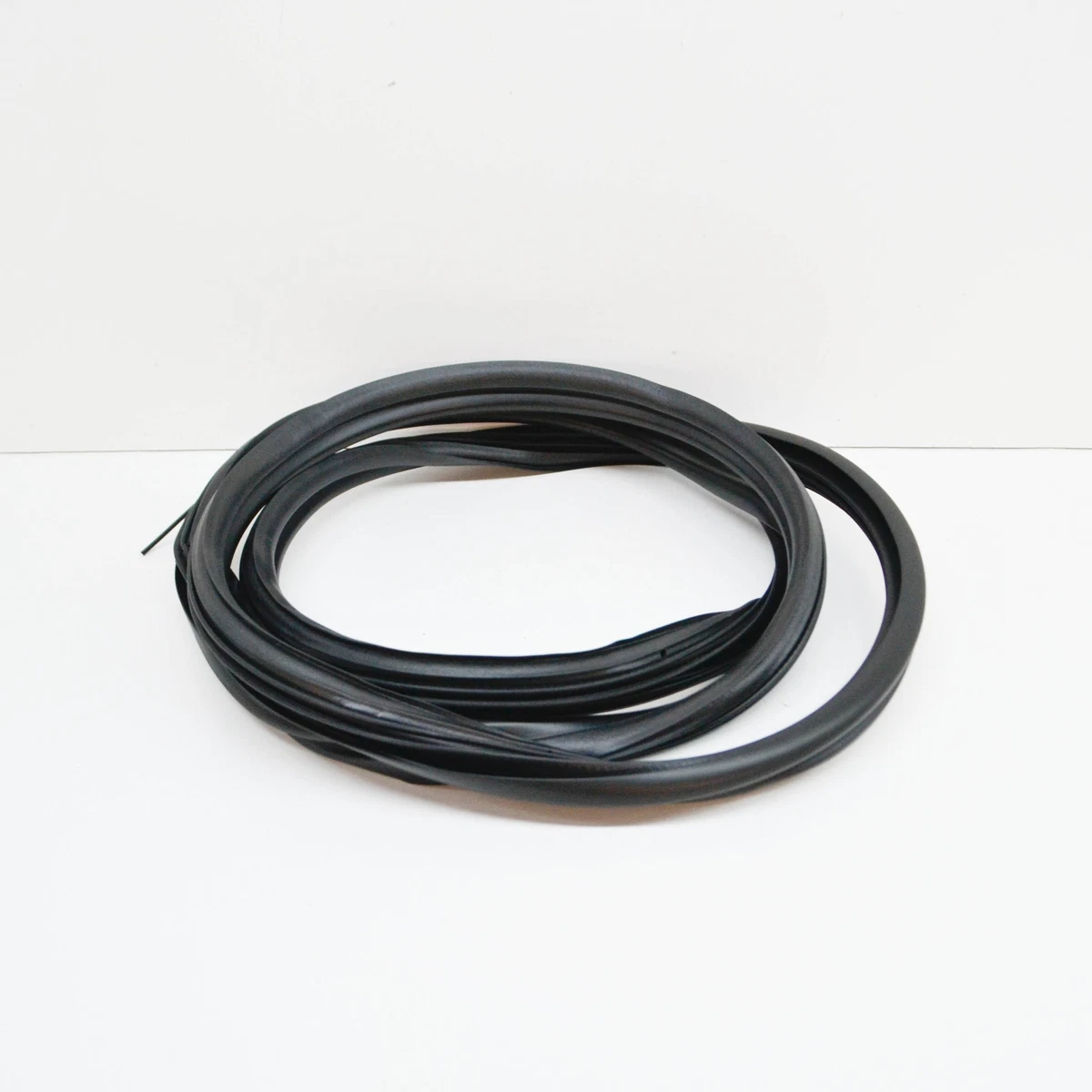 MERCEDES-BENZ VITO W639 Dichtung Hecklüfter Fenster A6396712720  