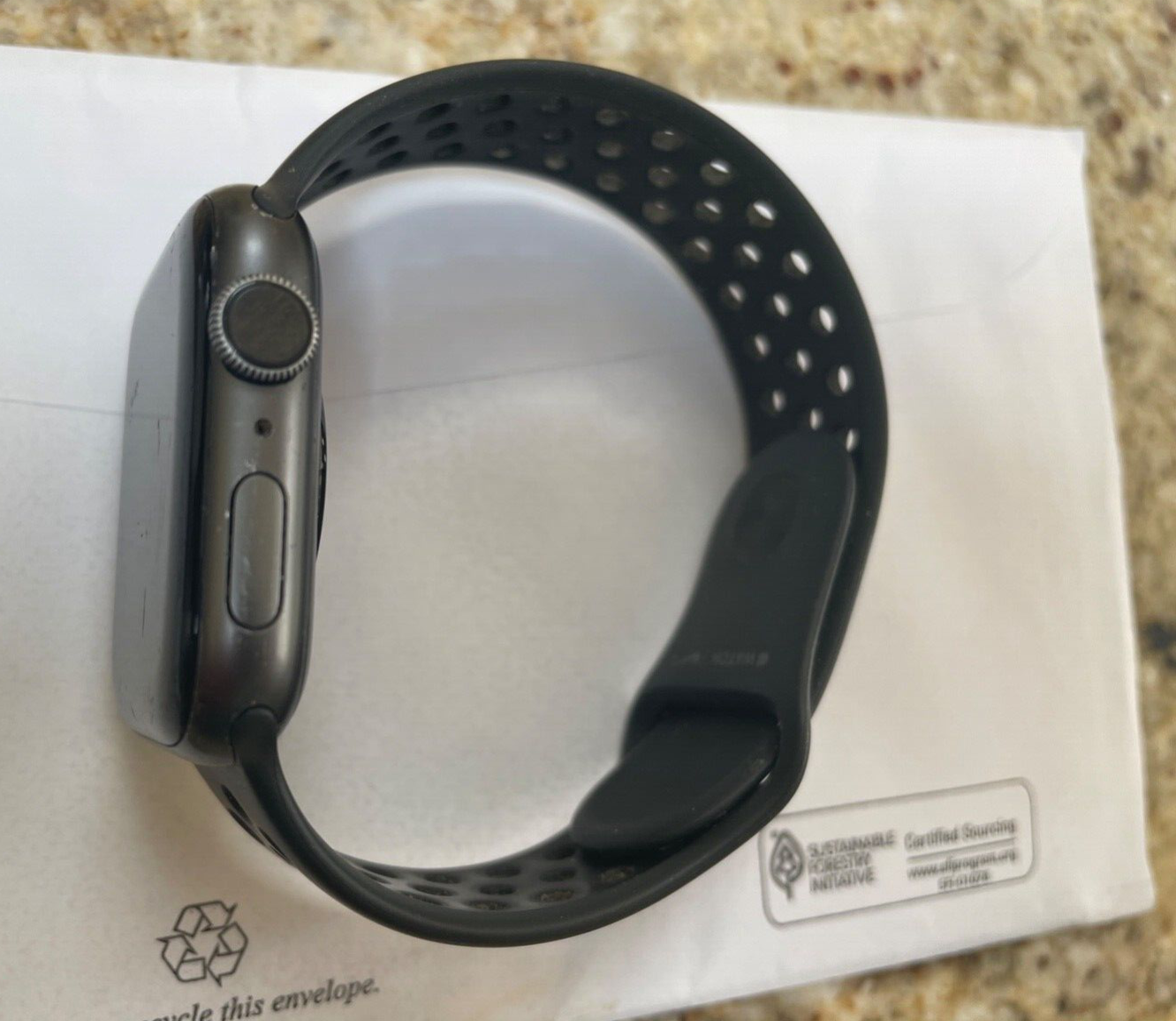 Apple Watch Series 4 44mm (GPS Only) Nike Edition Aluminum Case both band  length