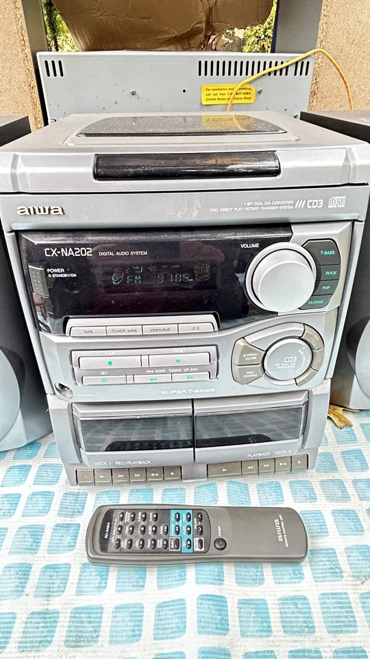 Aiwa CX-NA202U Cambiador de CD de 3 Discos Doble Cassette Compacto Estéreo Sistema Super TBass Foto 3 de 4