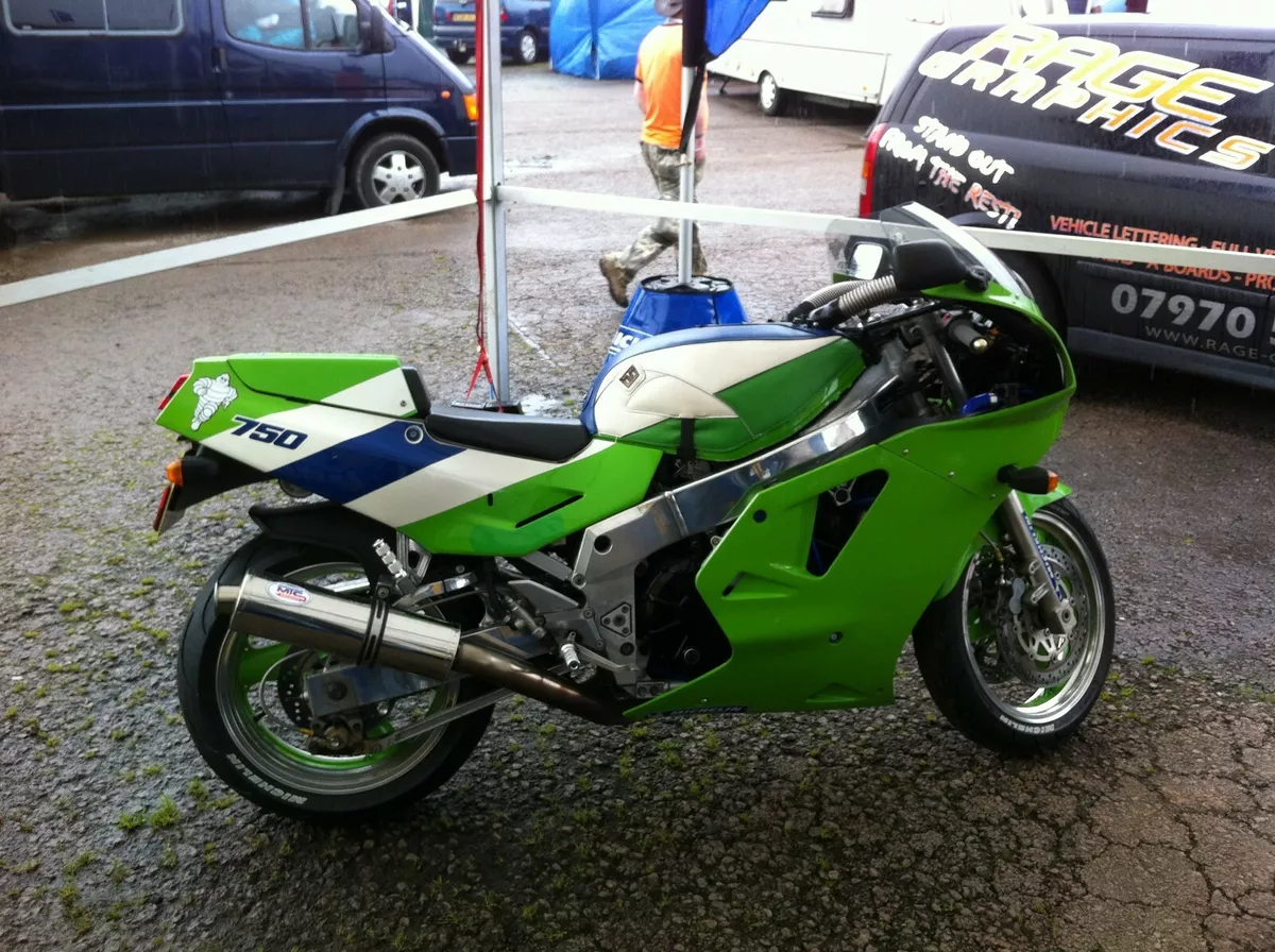 Zx-r 750 cheap