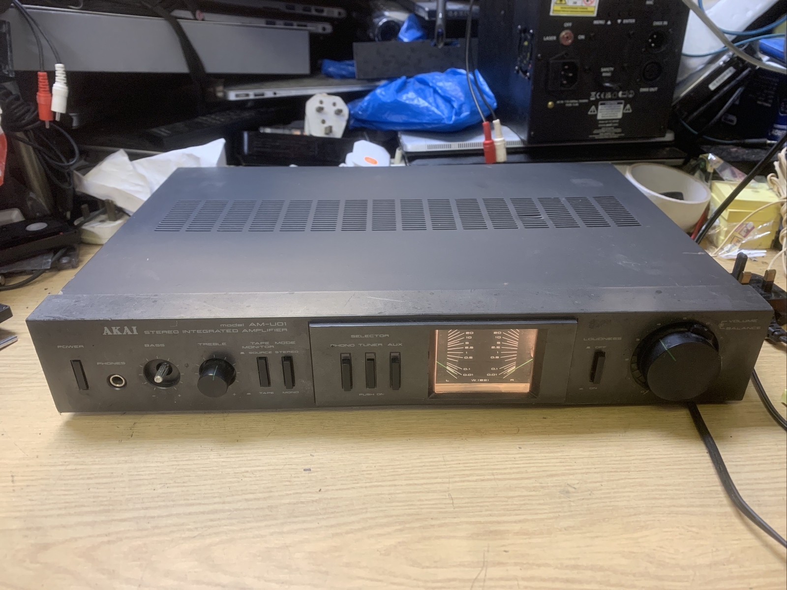 Akai AM-U-01 vintage audio equipment - eBay listing photo 1