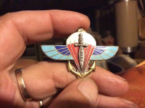 Insignes militaires de collection de l'armée de terre jusqu'à 1930 parachutes