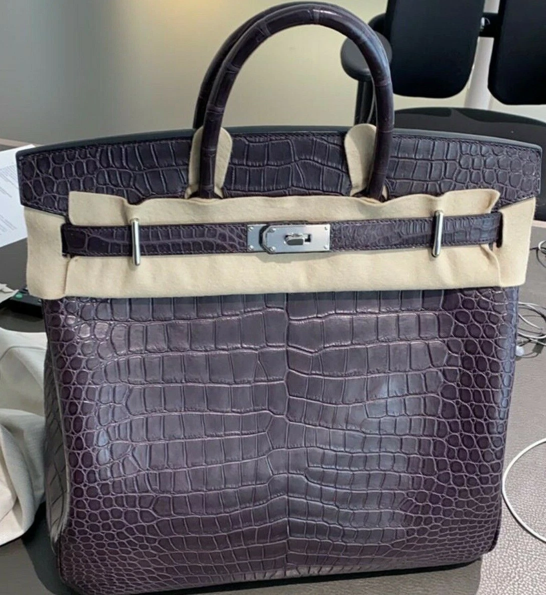 Hermes Birkin 35 Bag Violet Crocodile SHW