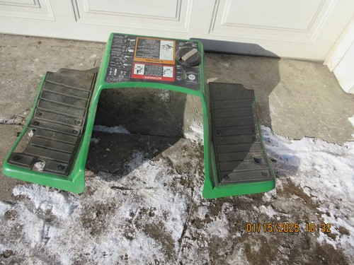John Deere Lawn Tractor 425 445 455 Foot Rest and Pads AM118416 - Picture 3 of 4
