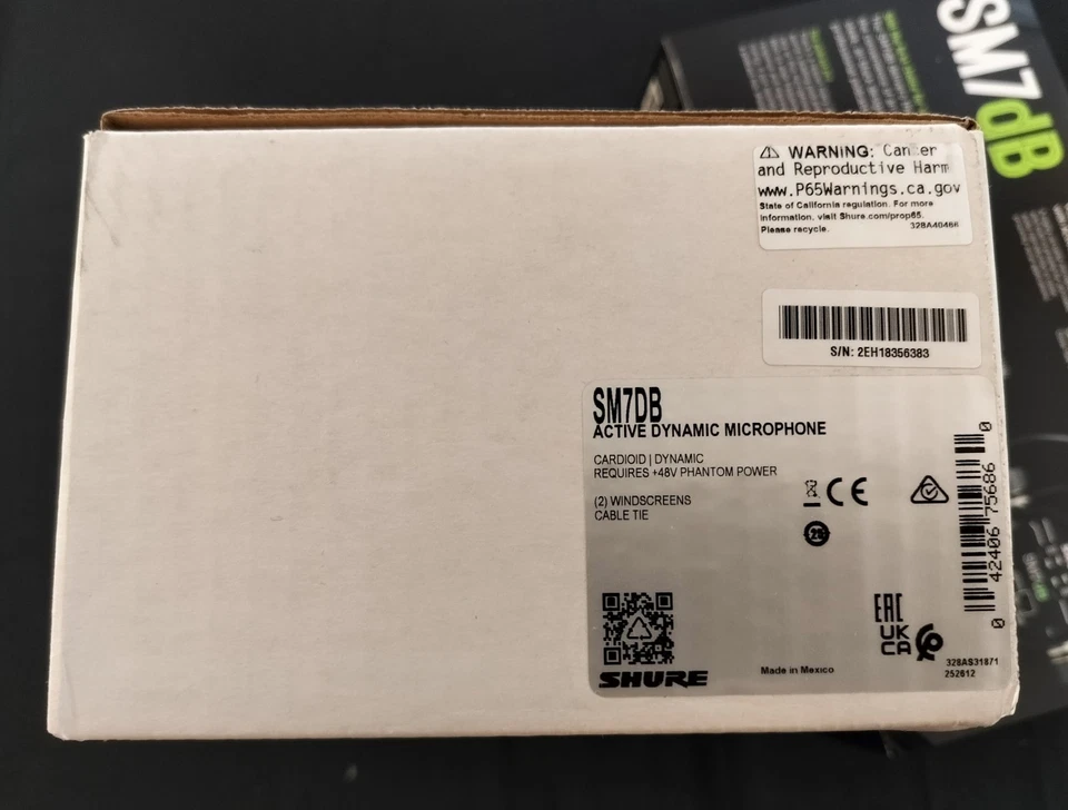 NEW! Shure SM7dB Dynamic Vocal Microphone with +28dB Built-in Active Preamp - Image 4 of 4