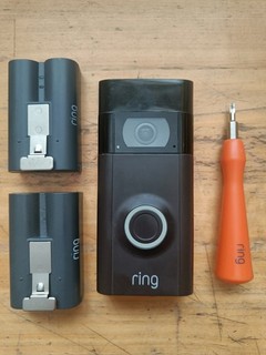 Ring Video Doorbell 2 with two batteries and screwdriver