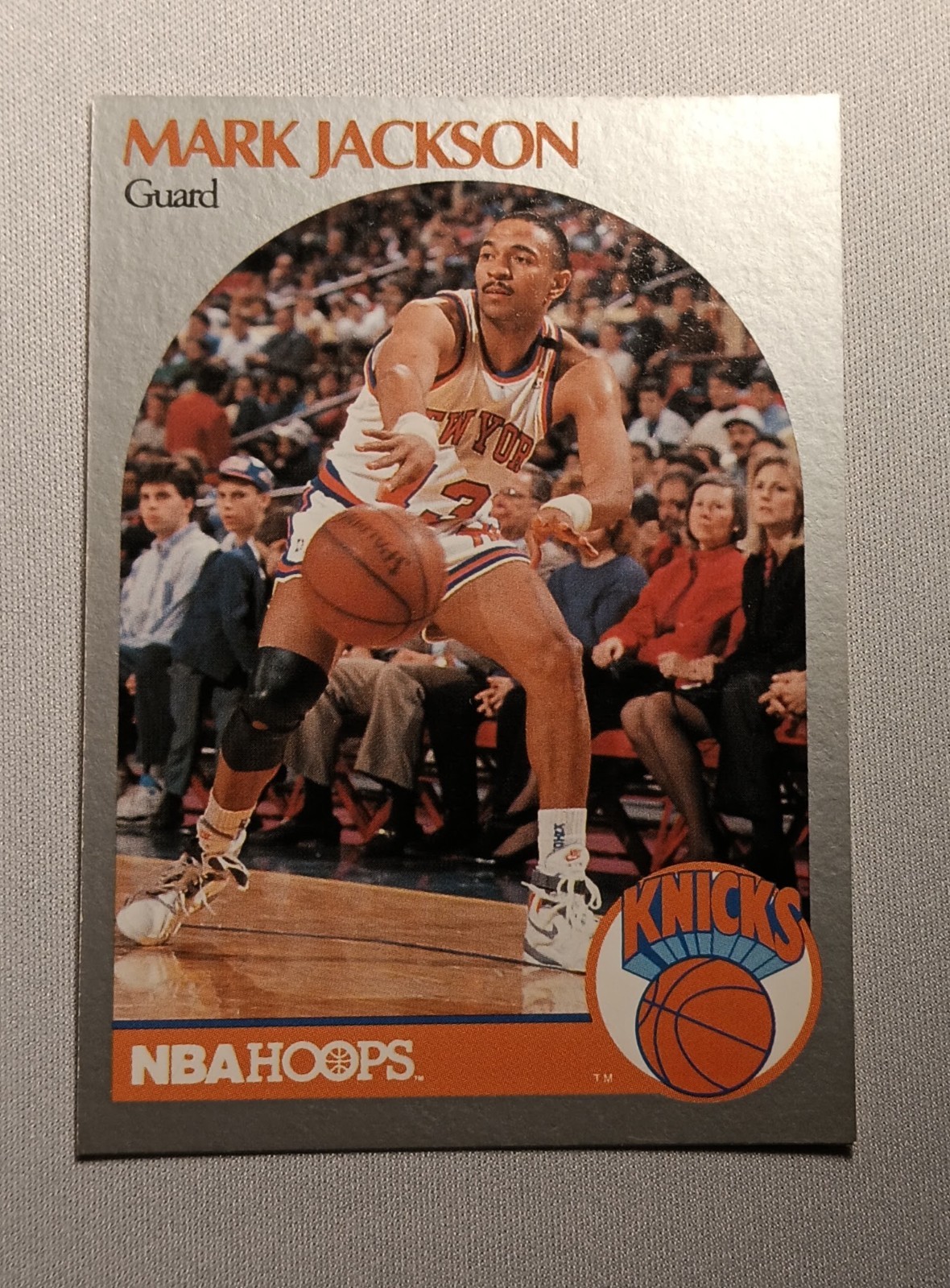 Mark Jackson Menendez Brothers In Back - 1990 NBA Hoops #205 - New York Knicks