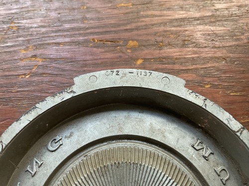Vintage 1967 Ford Mustang Hub Cover Cap Used Part C7ZA-1137 - Picture 4 of 5