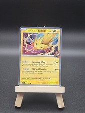 Team Rocket's Zapdos 70/182 Rare Holo Destined Rivals Pokemon