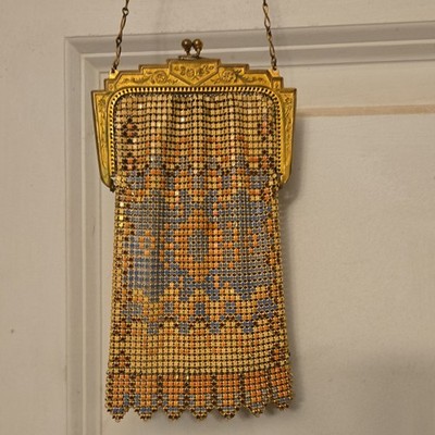 Vintage Whiting & Davis Art Deco enameled metal mesh flapper purse