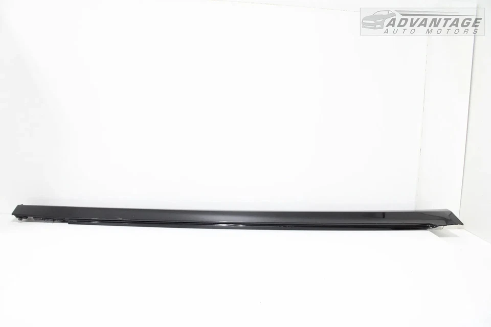 2016-2019 BMW 750I XDRIVE SEDAN RIGHT SIDE SKIRT ROCKER PANEL MOLDING COVER OEM - Image 2 of 4