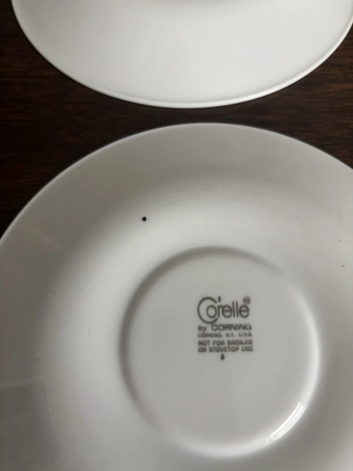 9 Vintage CORELLE WOODLAND BROWN SAUCERS PLATES DIAMETER - Image 4 of 4