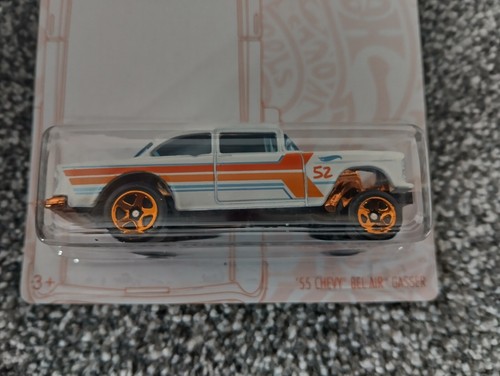 2019 HOT WHEELS DIECAST - Pearl & Chrome - ‘55 Chevy Bel Air Gasser - 4/6 - Picture 3 of 3