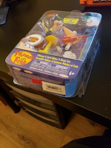 Jakks Pacific Phineas & Ferb Guitar & Drum Set - (RARE) OPEN PACKAGE - Picture 8 of 8