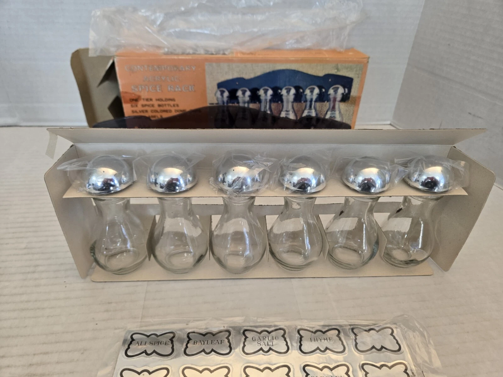 Imperial Glass Contemporary Acrylic Spice Rack Wall Mount 12" NEW FREE SHIPPING