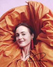 Renate Reinsve Signed Autograph 8x10 Photo - Beautiful Oslo, August 31st Star