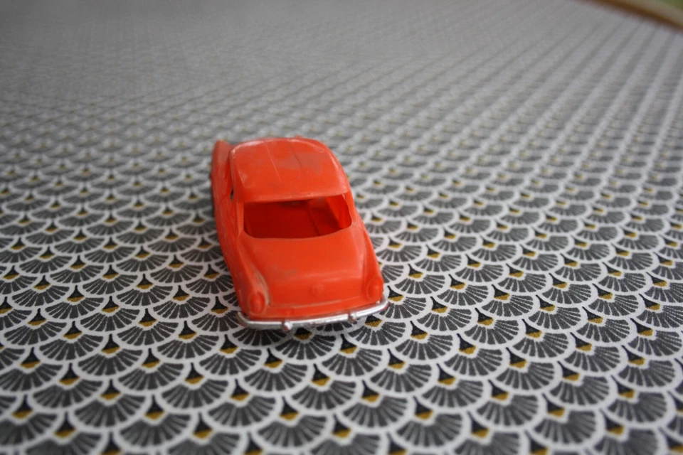 Voiture miniature plastique CLE CLEMENT GAGET Simca aronde P60 1/50 - Photo 3/4