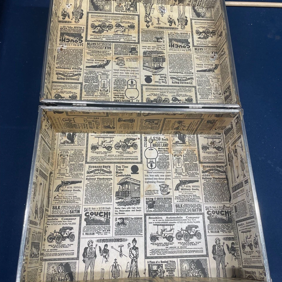 Vintage Red White Blue Storage Footlocker Trunk - Image 4 of 4