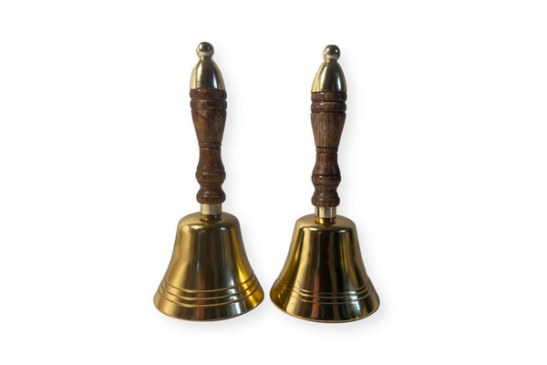 Set Mit Zwei Eleganten 18 Cm GroßEn Bibliothekshandglocken Aus Aluminium-image